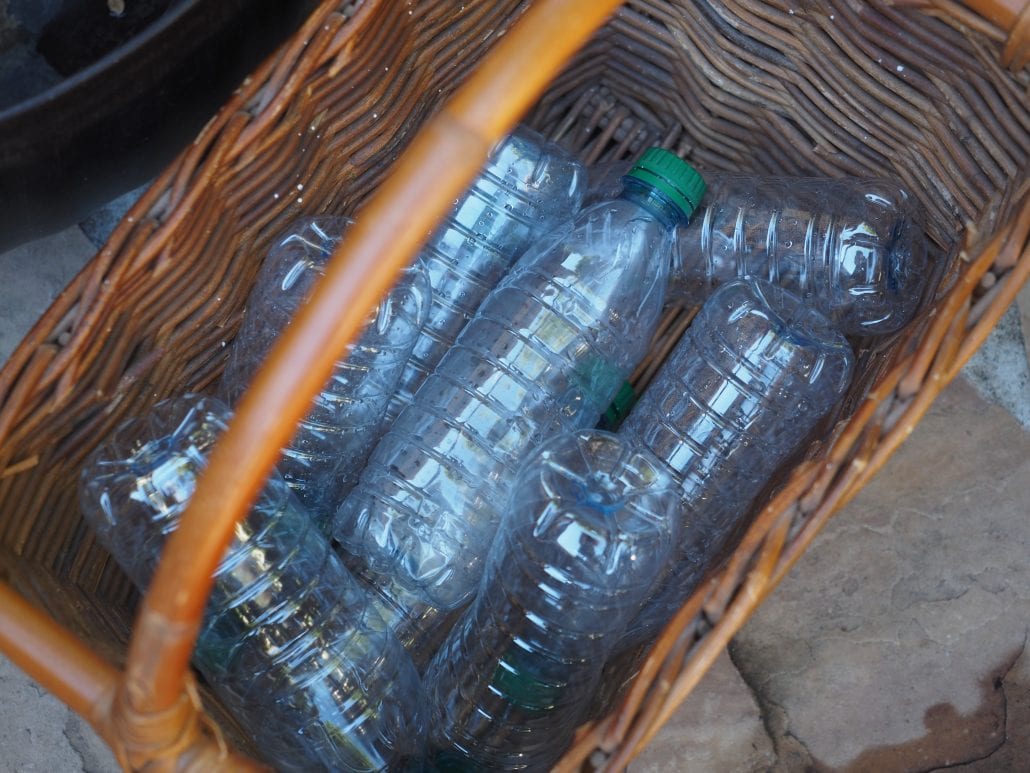 Use bottles to make pots weigh less